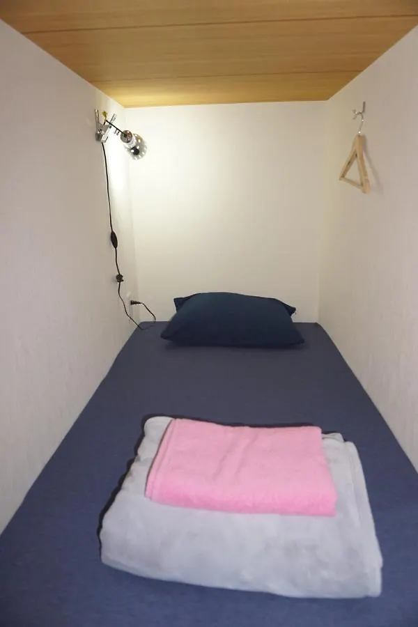 Uno Capsule Hotel Okubo Tóquio Japão